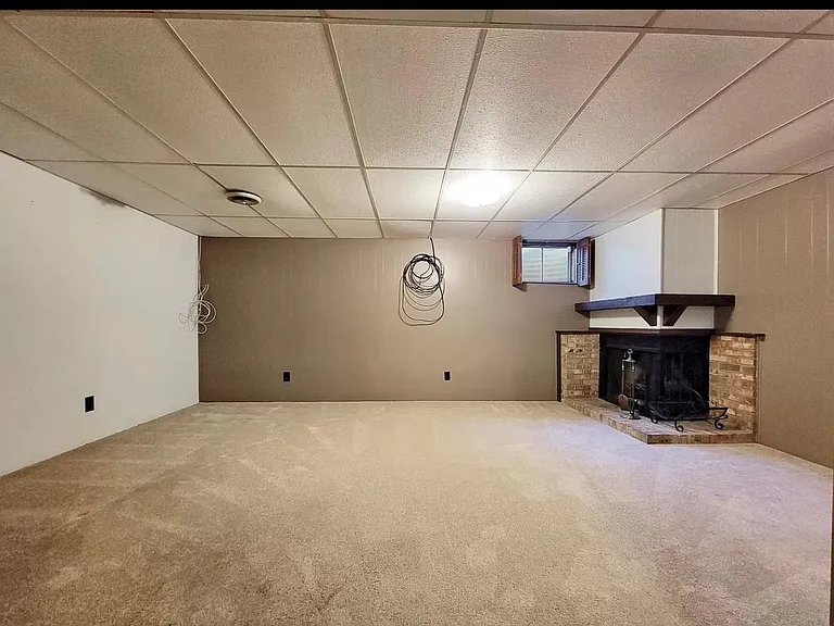 7519 Blackstone Ct — Photo 24