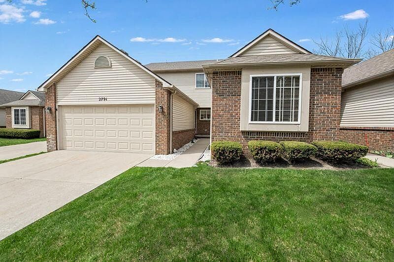 1st image of 2791 N Moonglow Ct #49