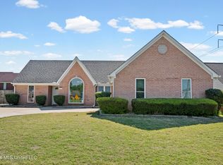 9042 Belmont Dr, Southaven, MS 38671
