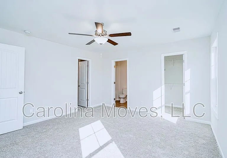 400 Chinchilla Dr — Photo 10