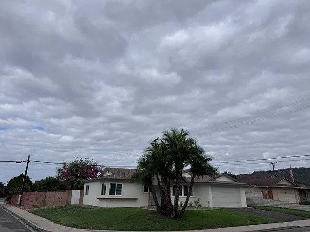 3 bed, $4,925 — Photo 2