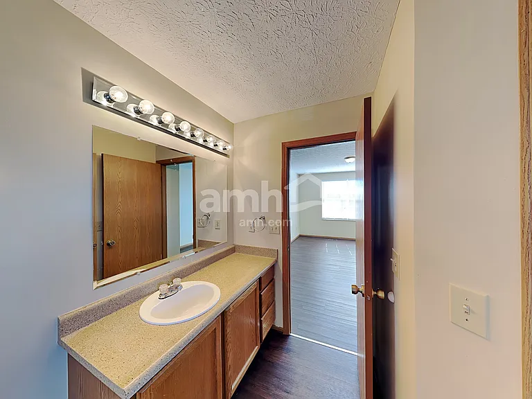 1064 Amherst Blvd — Photo 13
