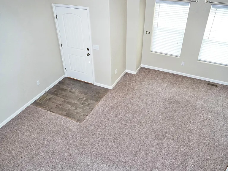 5609 Shamrock Hts — Photo 35