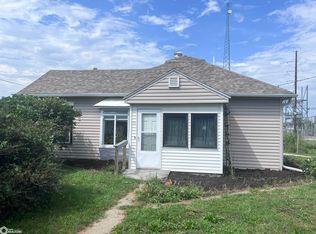 219 E Dolliver St, Osceola, IA 50213