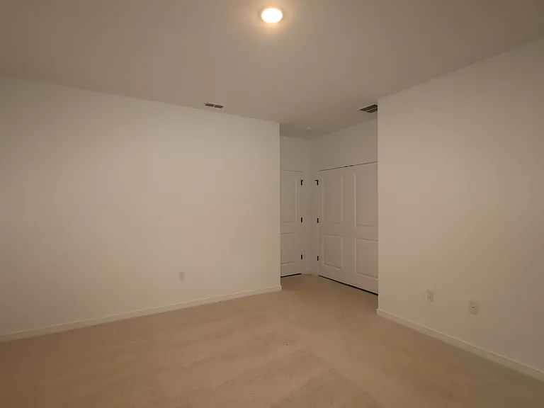 45 Basswood St — Photo 8