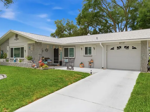 8715 Benton Dr, Port Richey, FL 34668