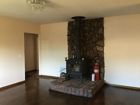 3rd image of 1707 J St