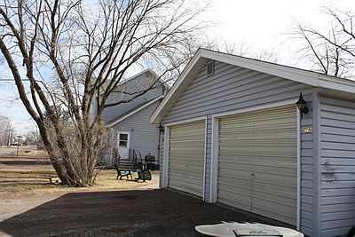 4th image of 1601 Lackawanna Ave