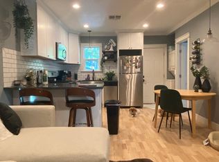 2929 42nd St, Sacramento, CA 95817