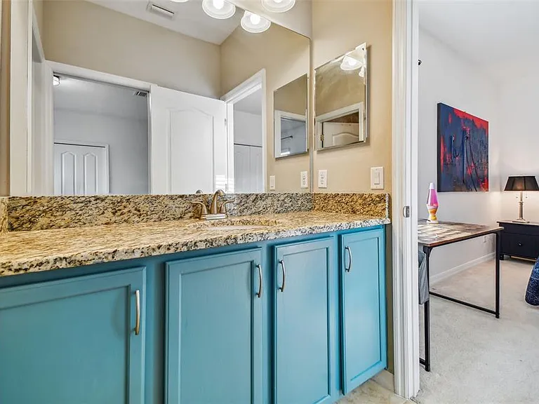 10627 Mistflower Ln — Photo 31