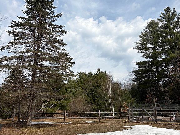 3rd image of 6 S Spaulding Brook Road