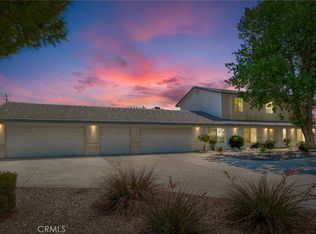 11631 Whitehaven St, Oak Hills, CA 92344