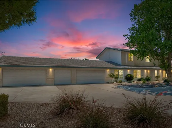 11631 Whitehaven St, Oak Hills, CA 92344