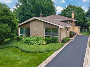 9255 Springfield Ave, Evanston, IL 60203