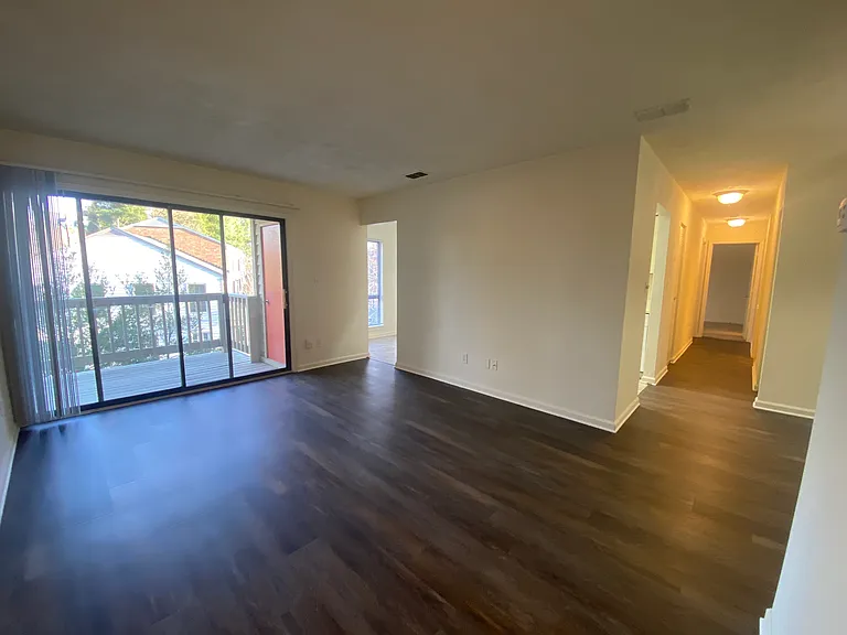 Princeton Circle West Apartments — Photo 5