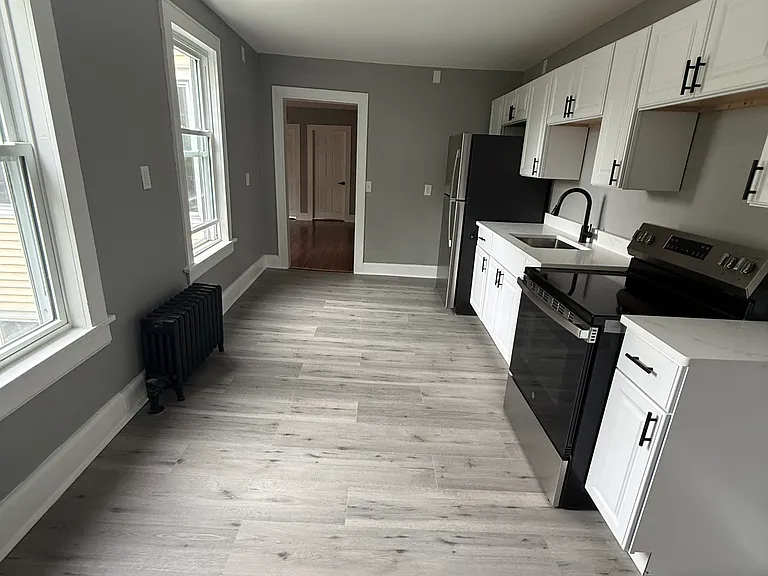 266 Linden St #2 — Photo 23