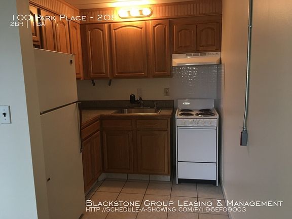 3rd image of 100 Park Pl APT 208