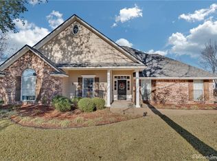 239 Ridgefield Dr, Bossier City, LA 71111