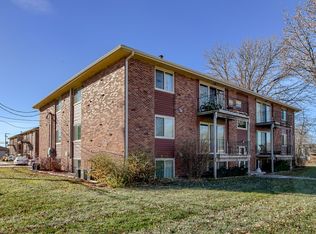 Woodland Terrace, Lincoln, NE 68516