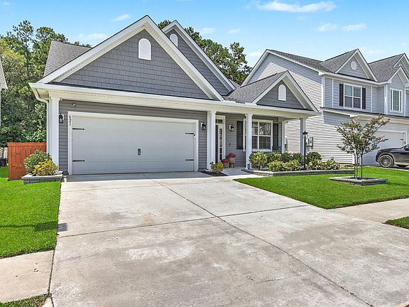 4th image of 621 Pendleton Dr