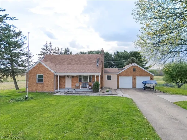 4817 Shepler Church Ave SW, Navarre, OH 44662