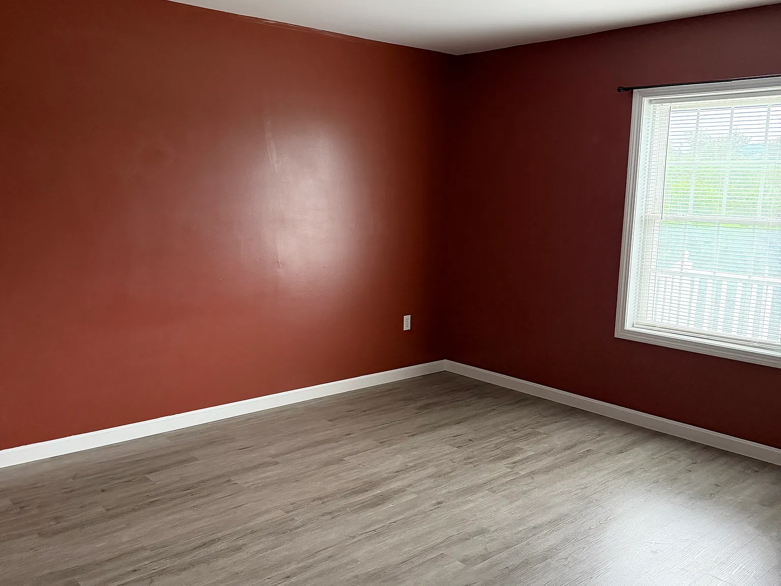 2 bed, 950 sqft, $2,275 — Photo 3