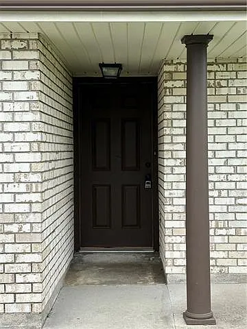 70 Saint Anthony St — Photo 2