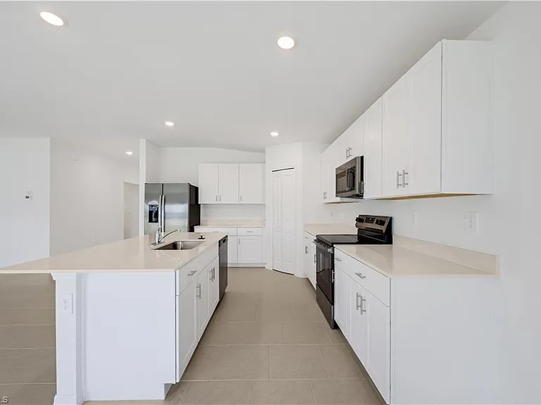 17158 Pompeii Way — Photo 18