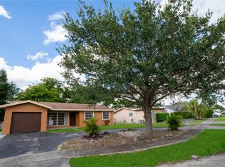 12031 NW 33rd St, Sunrise, FL 33323