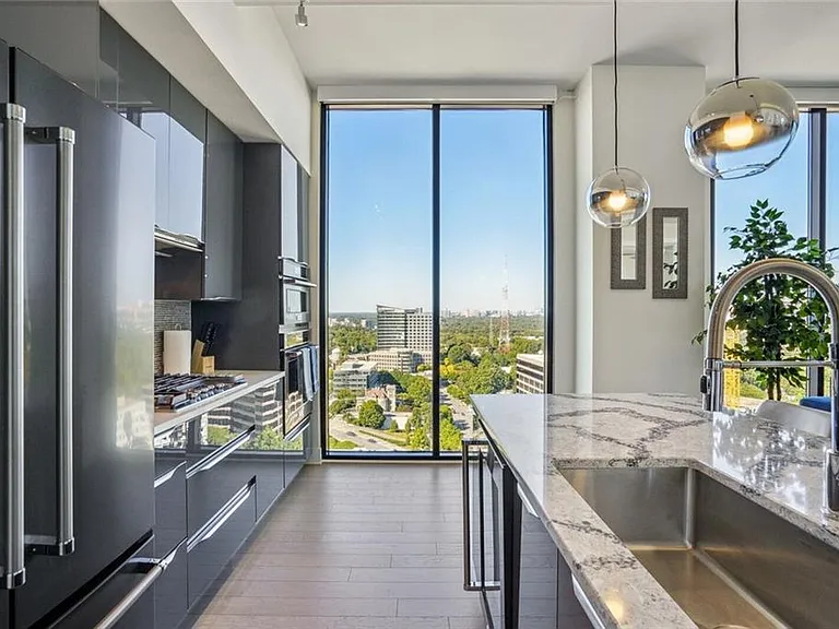 1400 W Peachtree St NW #2721 — Photo 10