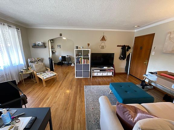 3rd image of 1000 E 8th Ave APT 18