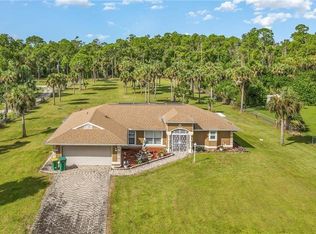 841 2nd St SE, Naples, FL 34117