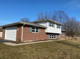 15049 Kilbourne Ave, Midlothian, IL 60445