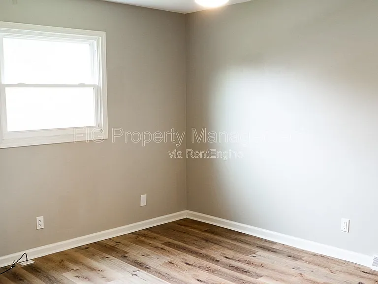4200 Crestfield Rd — Photo 15