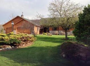 3475 Sherry Ln, Hubertus, WI 53033