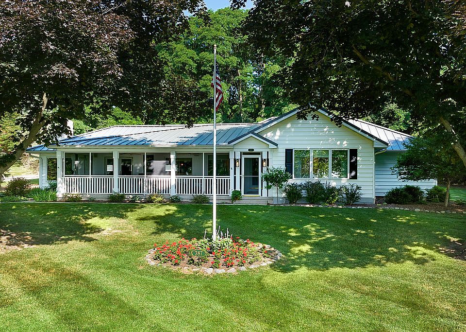 1st image of 387 S Lawson Dr