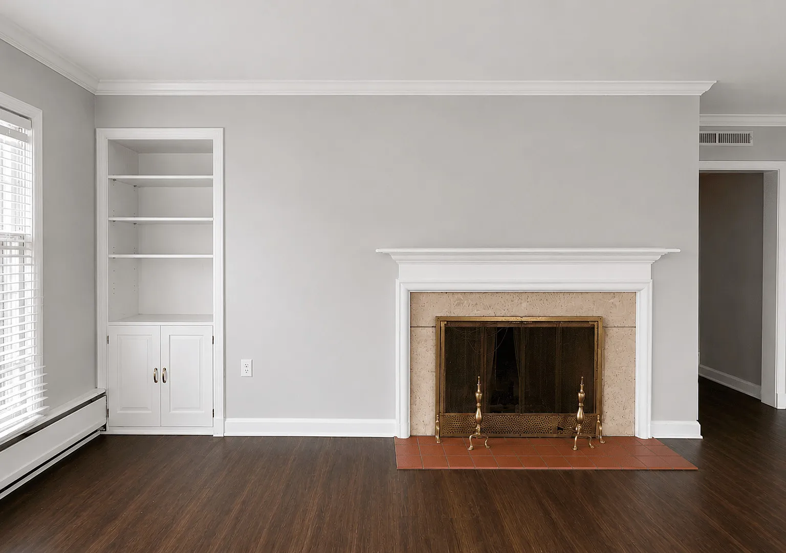 Webb Apartments — Photo 1