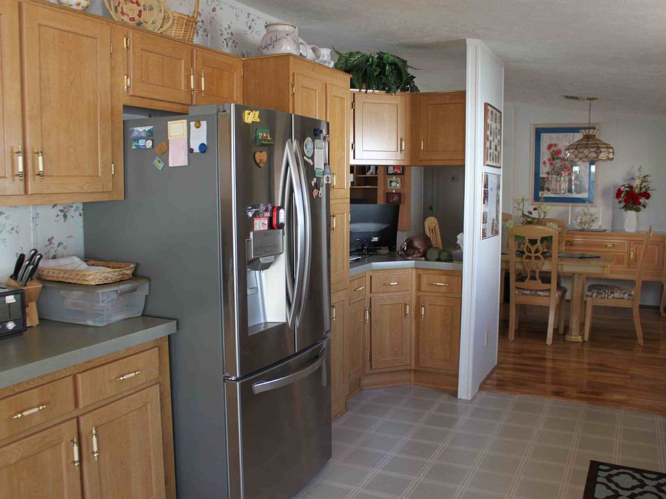 2nd image of 6390 SE 159th Ct