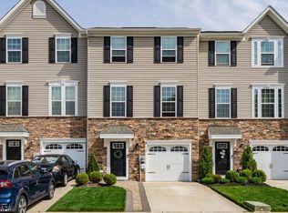160 Meridian Ln, Sewell, NJ 08080