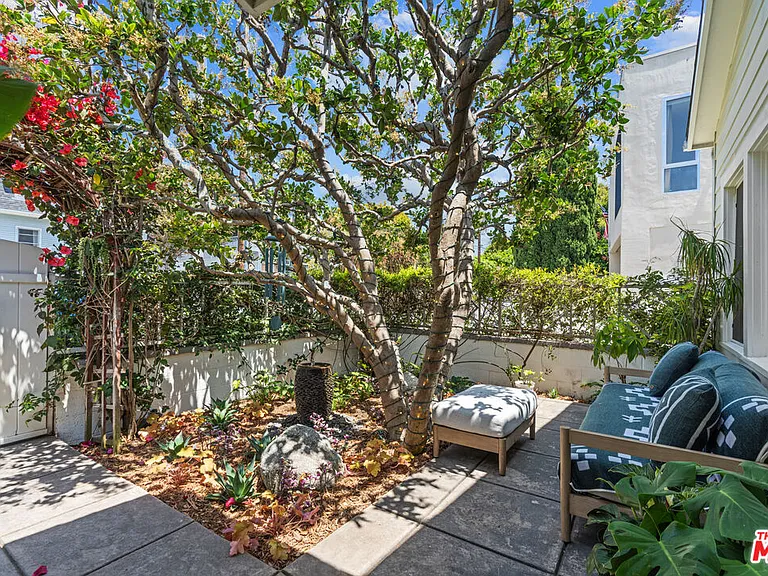 2802 2nd St — Photo 7