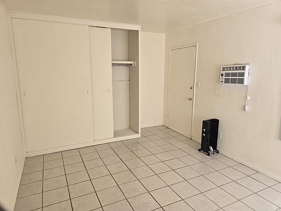 5th image of 66060 Desert View Ave #1