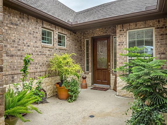 Courtyard leading up to the front entrance.