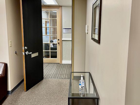 3rd image of 1 Lake Bellevue Dr Suite 205