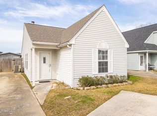 11029 Windsor Hill Dr, Diberville, MS 39540