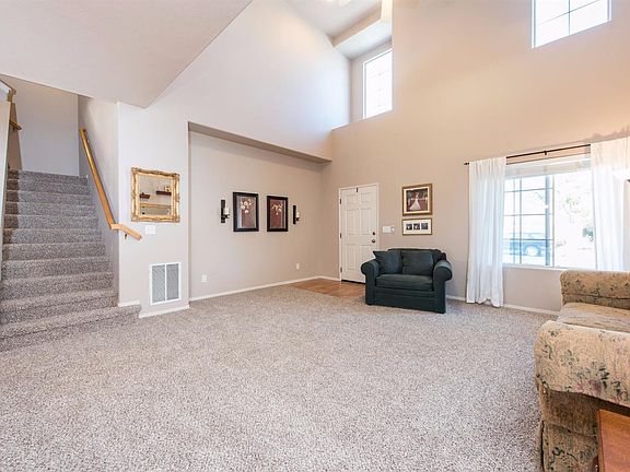 5th image of 9078 N Winery Ave