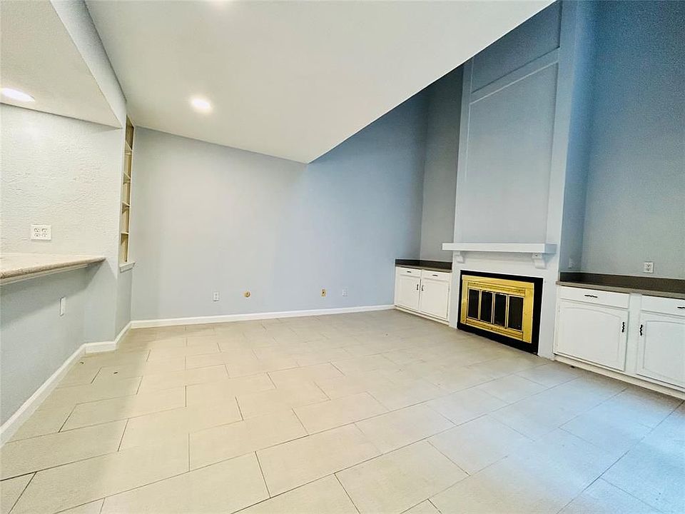 1st image of 11411 Harwin Dr APT 6
