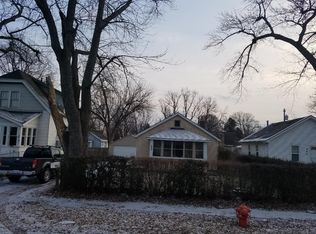 943 Myrtle Ave, Waterford, MI 48328