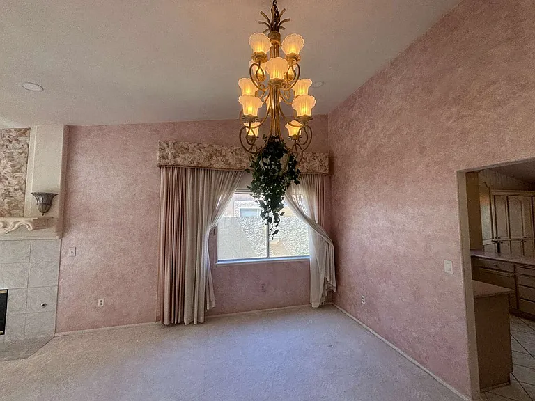 2424 Ocean Front Dr — Photo 2