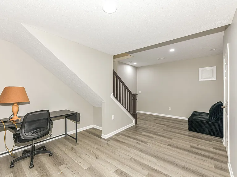 9818 Gallop Ln — Photo 20