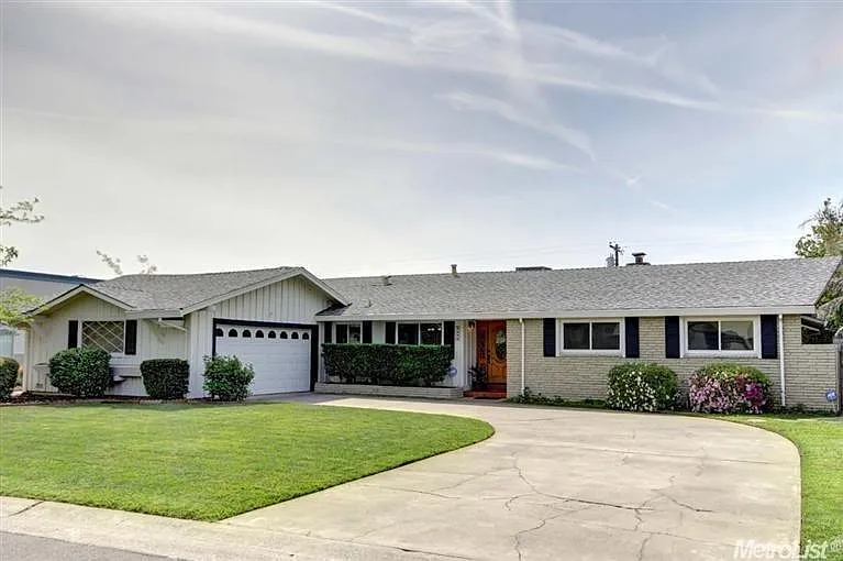 3450 Ben Lomond Dr photo 1